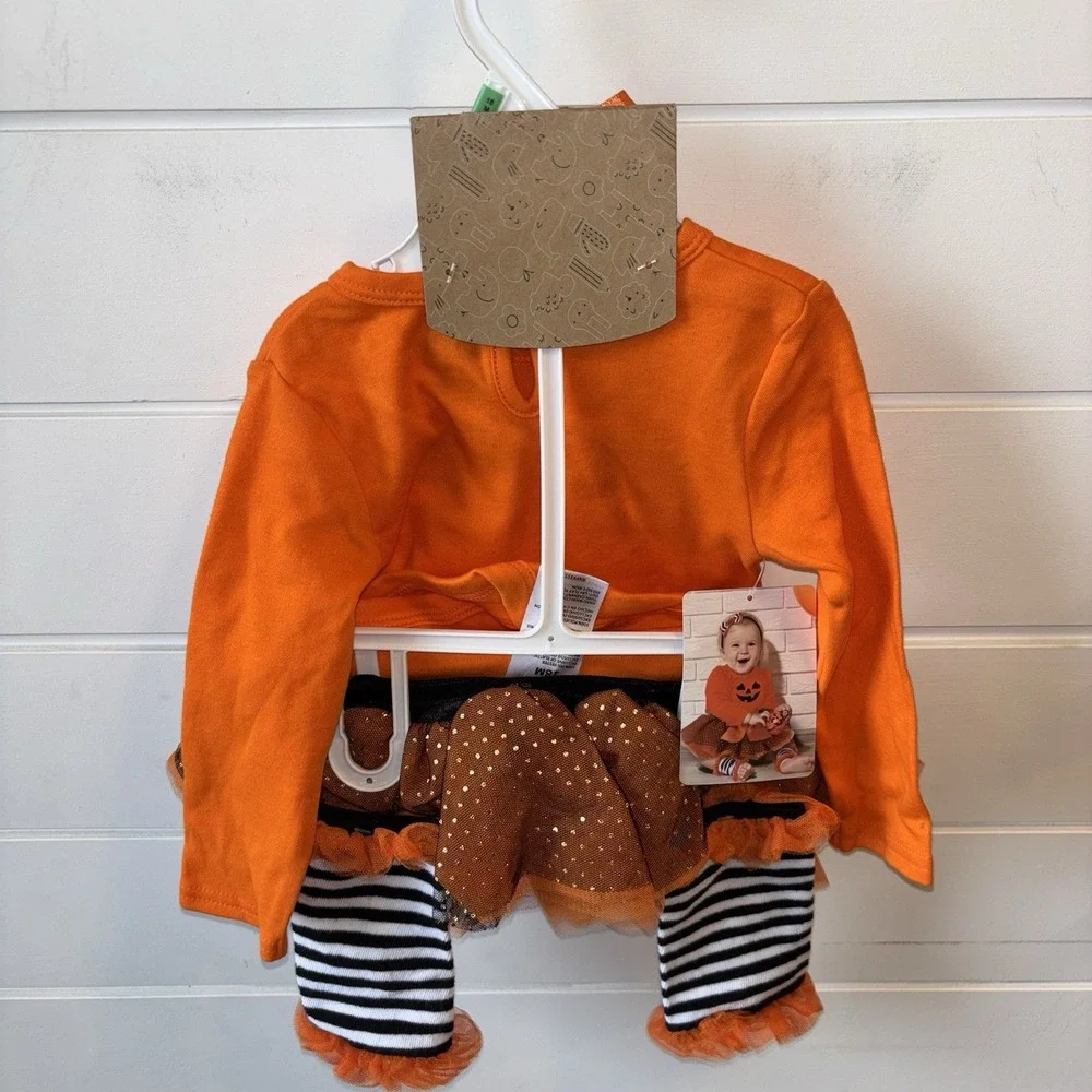 NWT Baby Essentials Halloween Pumpkin 4 Piece Dress Me Up Set Size: 18 Mon